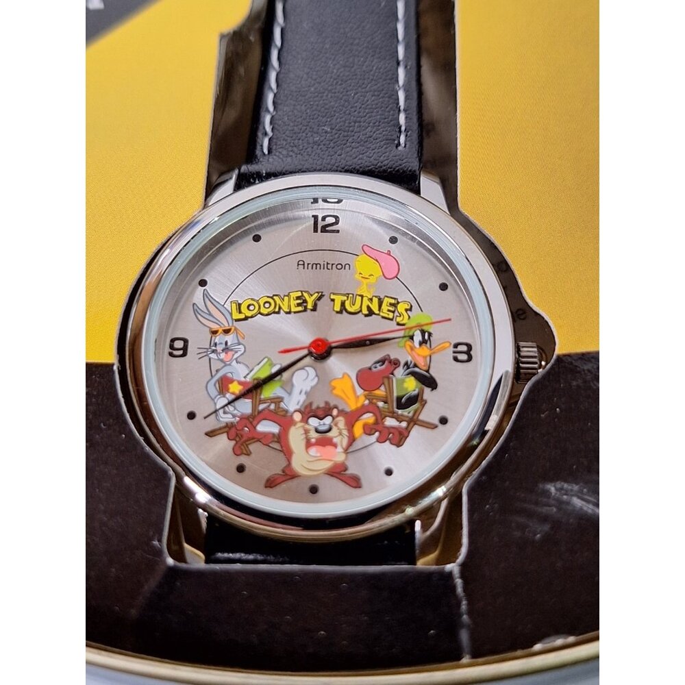 LOONEY TUNES Back in Action Bugs Bunny Watch w Band, New in Orig Box - Picture 8 of 12